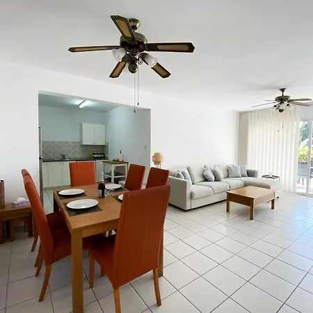 公寓 Anthea Gardens - Calm Living Paphos
