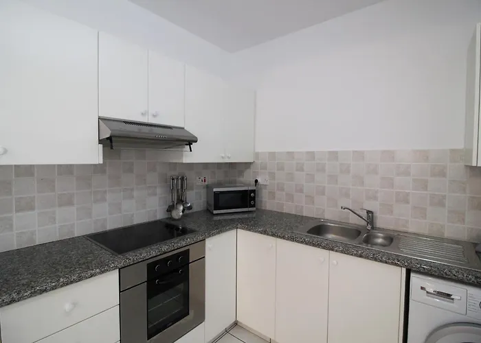 Anthea Gardens - Calm Living *