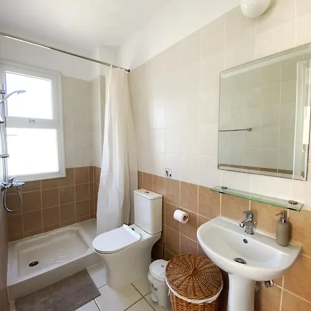 Anthea Gardens - Calm Living * פאפוס