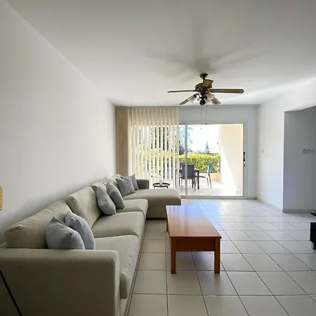 Anthea Gardens - Calm Living פאפוס